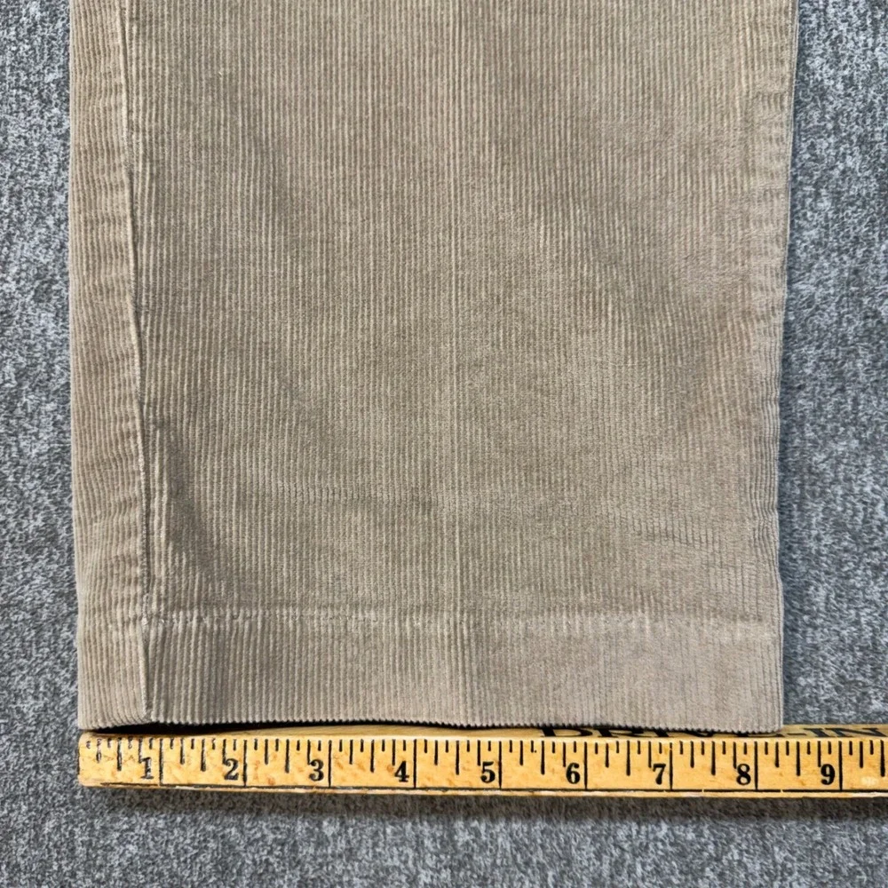 Roundtree & Yorke‎ Outdoors Mens 36x32 Tan Corduroy Pants Straight Leg Khaki Tan